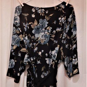 WRAP STYLE DRESS KIYONNA PLUS SIZE 5 SHORT SLEEVE